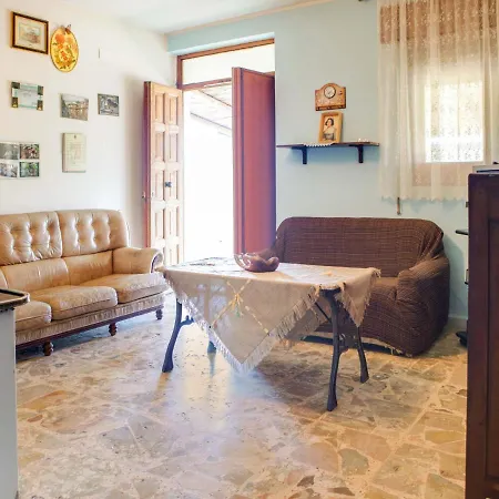 別荘 Valley-view Holiday In Sperlinga With Private Pool Villapriolo